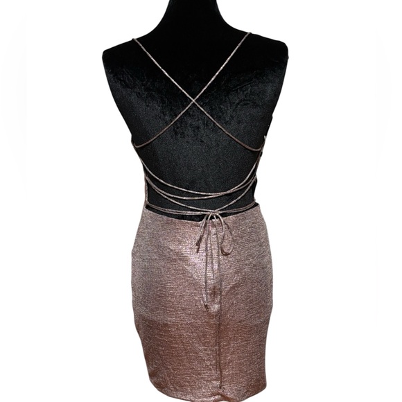 Lucci Lu Metallic Mini Style #4142 in Rose Gold Size 10 - Picture 7 of 10